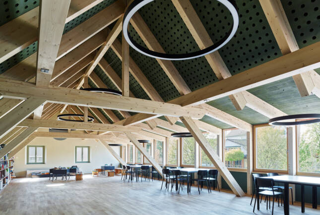 Mediathek in der alten Sennerei - Foto: Georg Aerni